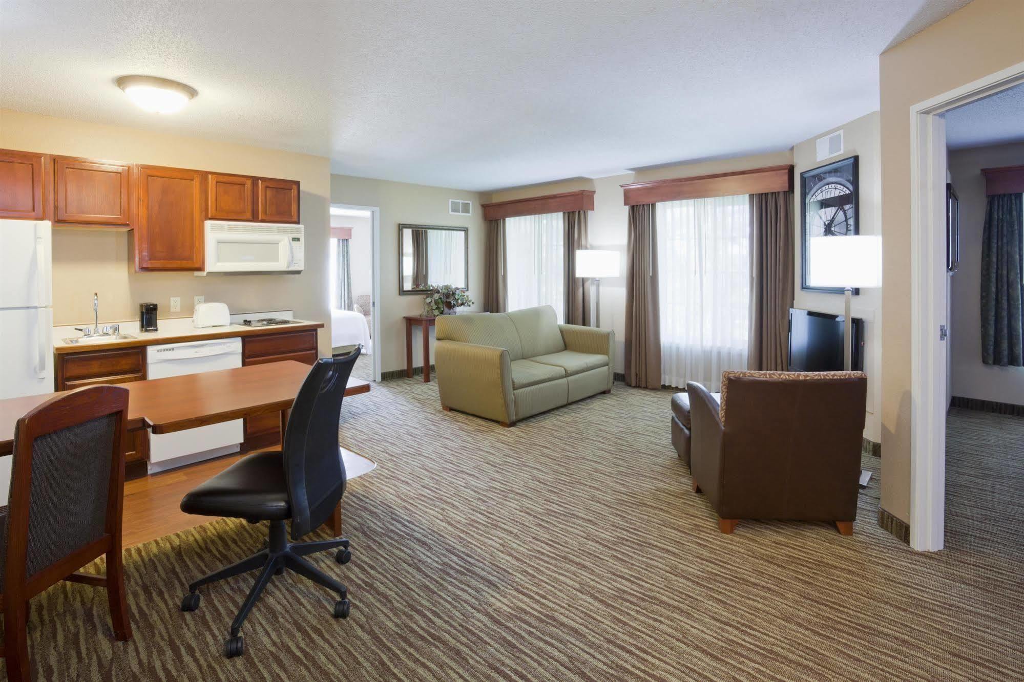 Grandstay Residential Suites Hotel - או קלייר מראה חיצוני תמונה